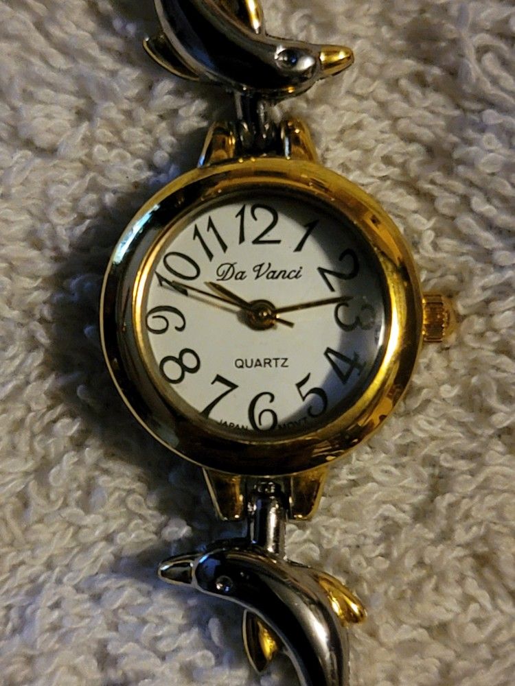 Da Vanci Womens Silver Tone White Round Dial Dolphin Band Quartz Watch 21mm/New