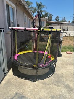 Kids trampoline