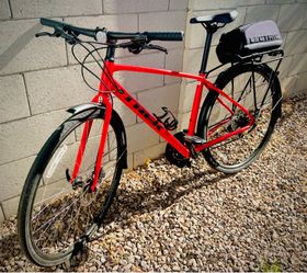 Trek FX2 , Viper Red , Medium Frame, Excellent Condition!