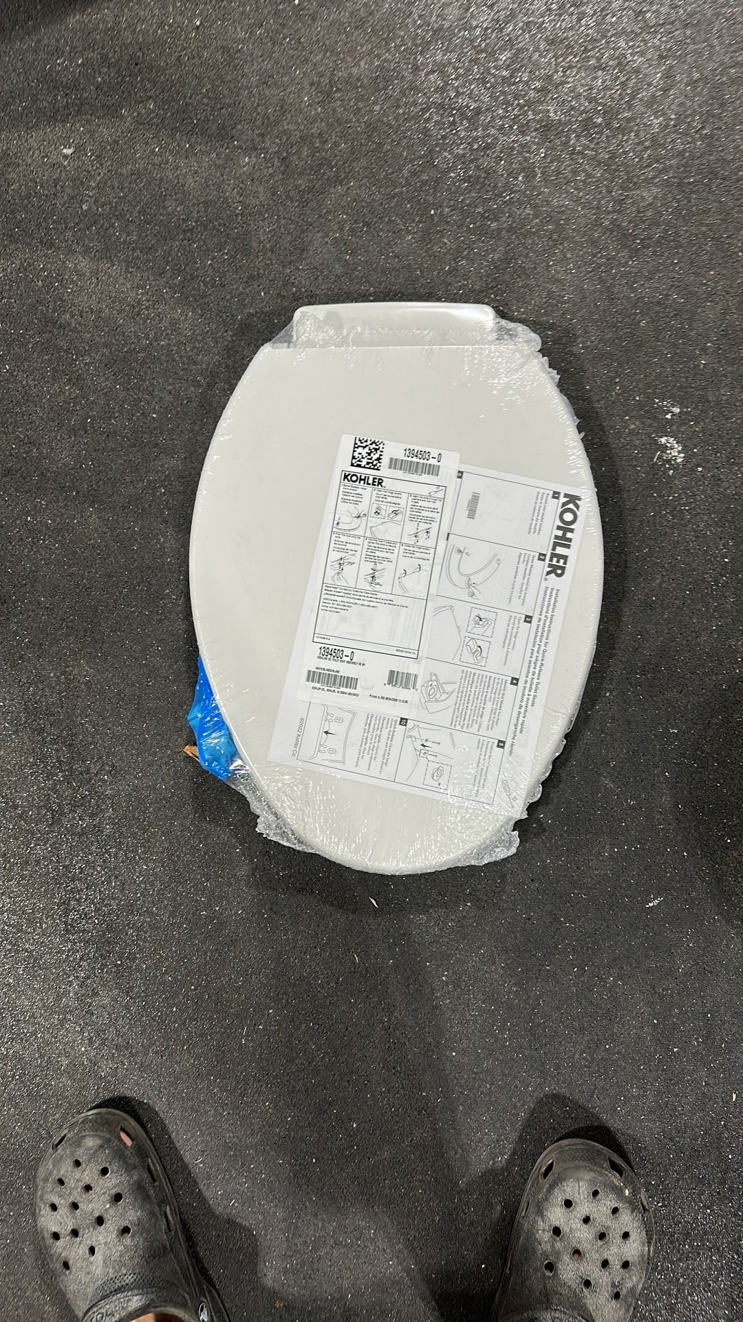 Brand New Slow Close Elongated Seat