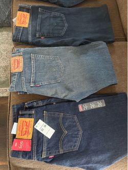 Levi s Strauss & co .