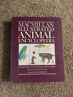 MACMILLAN ILLUSTRATED ANIMAL ENCYCLOPEDIA 1984 HARDCOVER