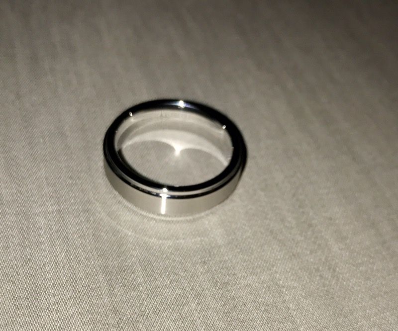 Men's Wedding Ring "NEW"