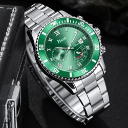 Luxury Men's Business Style Quartz Stainless Steel Wrist Watch With Date Display & Green Dial