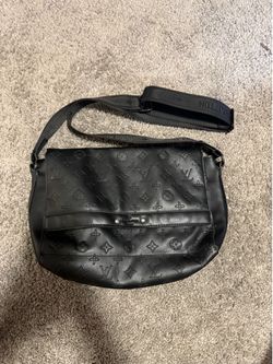 Men’s crossbody bag