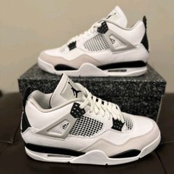 Air Jordan 4 Military Black