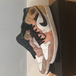 Nike 1's Mid size 13