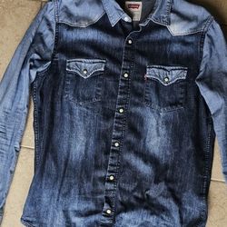 Levi's Shirt Medium Size 
