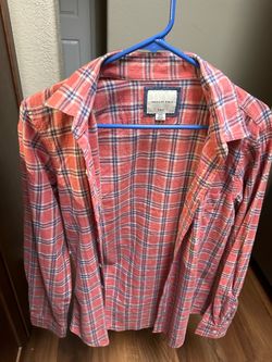 American eagle pink men flannel. Slim fit small.