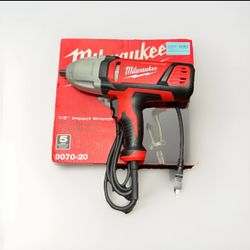 Milwaukee Tool 9070-20 1/2" Impact Wrench W/Rocker Switch And Detent Pin Socket