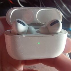 airpod pro  2 Like New Authentic 
