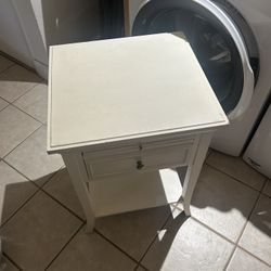 Cream End Table With Drawer 
