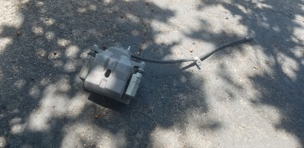 Toyota prius prime Caliper Part 