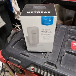 4 Stream Wifi Mesh Extender