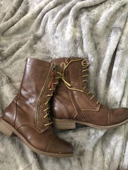 Size 5 combat boots