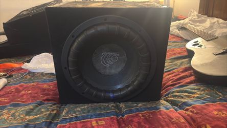 12 in speaker