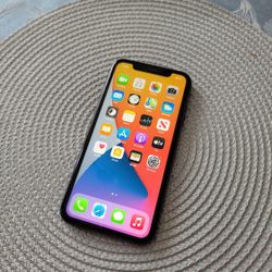 Apple iPhone 11 64GB Factory Unlocked ATT Verizon Tmobile Sprint Metro Cricket H2O StraightTalk Red Pocket Family Go Phone Page Plus