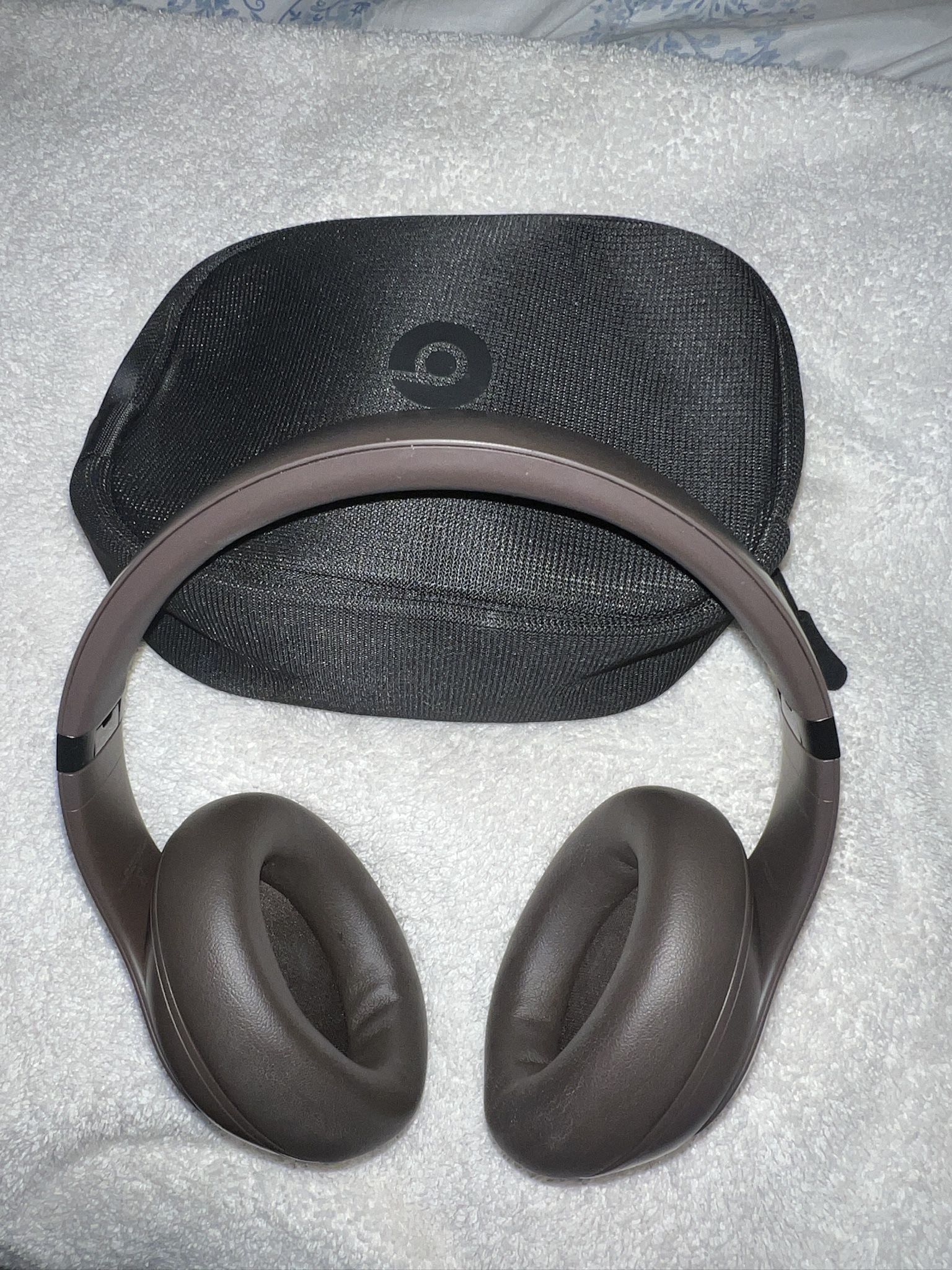 Beats  Studio Pro