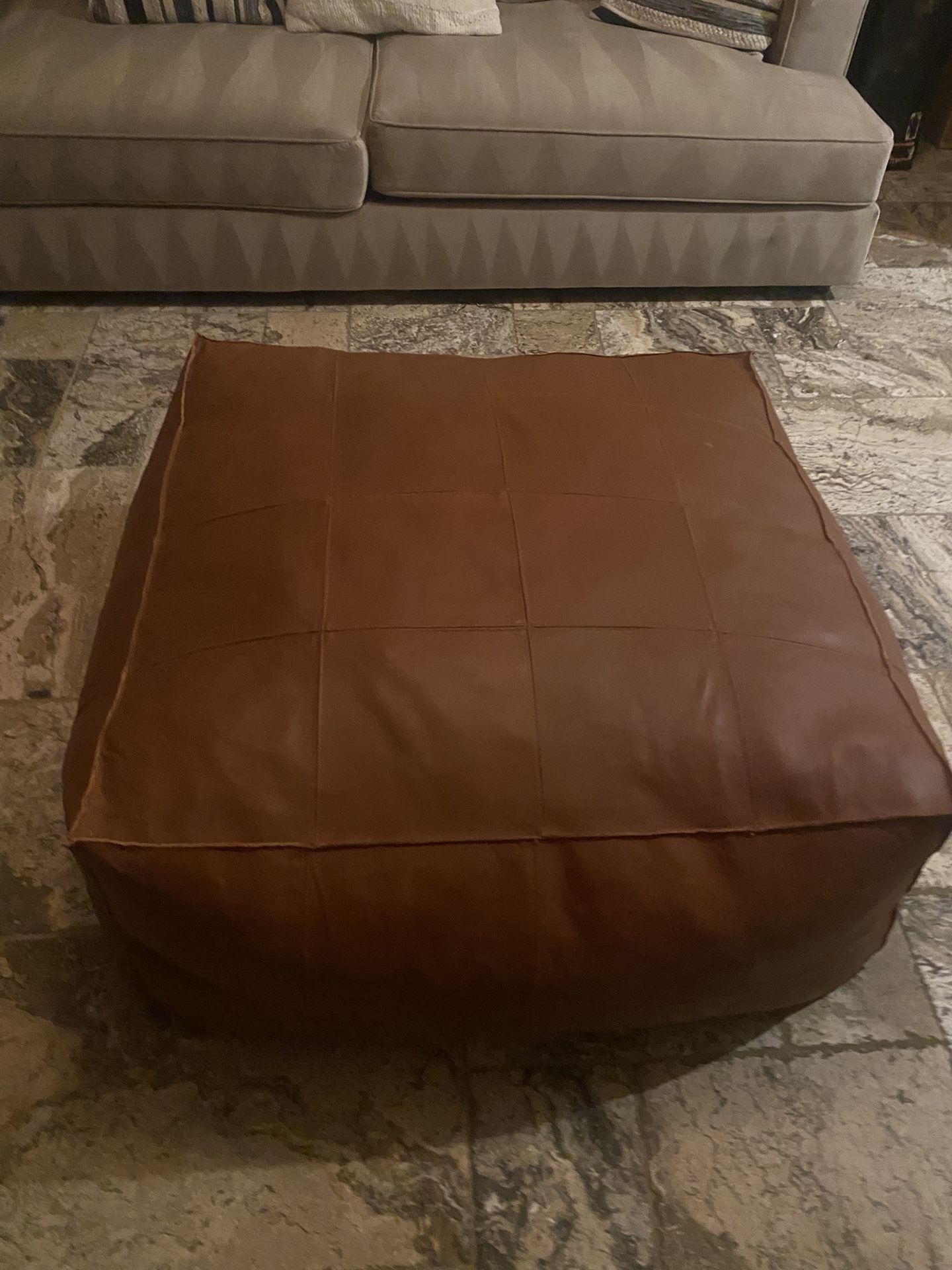 XL RH Ottoman Leather Bean Bage RH Style