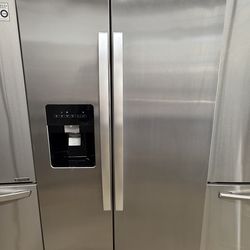 2022 Whirlpool Refrigerator