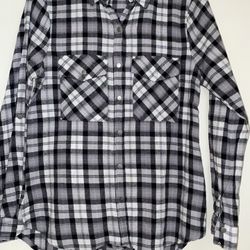 Women’s Lily White Boutique Flannel Size M