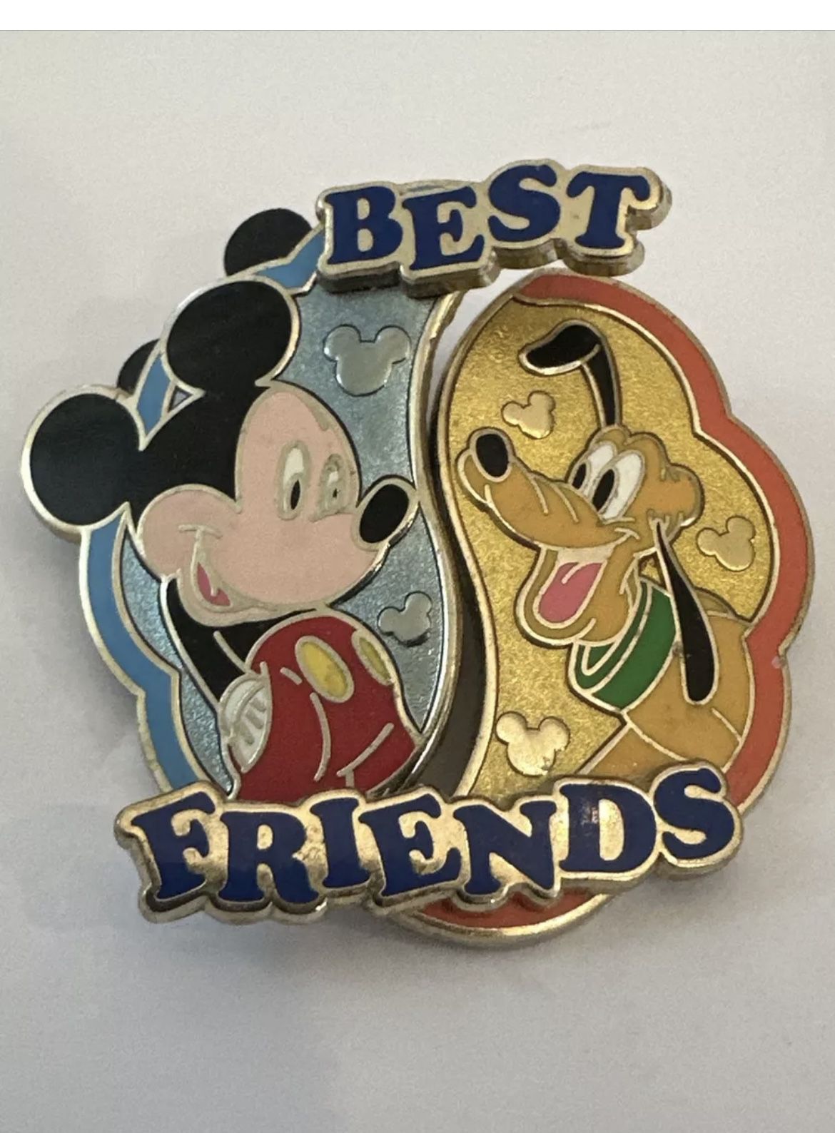 Disney Best Friends Mickey and Pluto 3D Pin Limited Edition Retired LE 3000