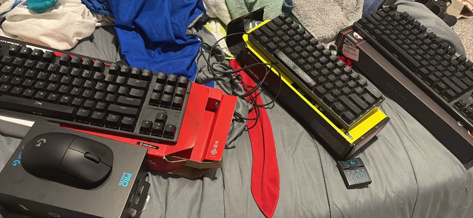 Logitech G pro wireless, Corsair K65 Rgb Mini, HyperX Orgins Core, and Tecware Phantom+ Bundle sale