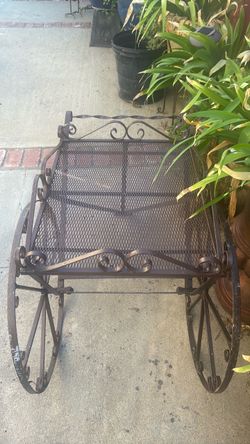 Metal Plant stand antique decorative