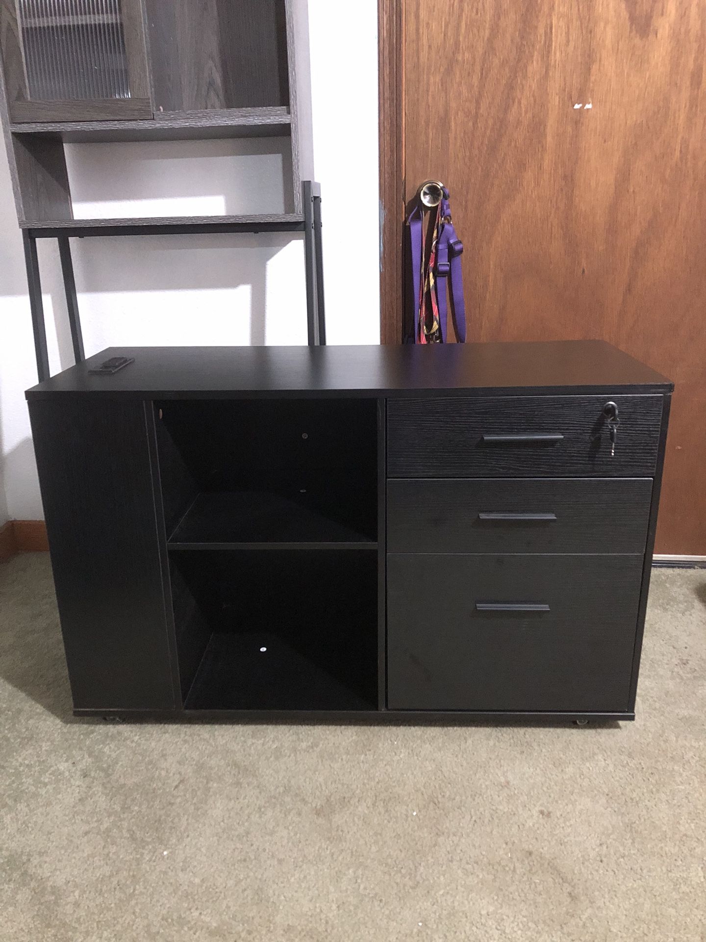 Filing Cabinet With Storage