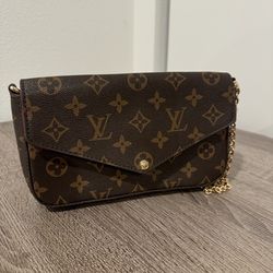 Louis Vuitton Purse