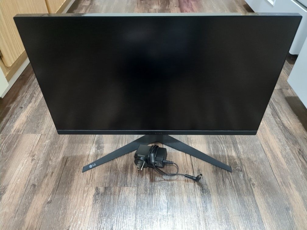 LG UltraGear 24GQ50F-B 24 in. PC Monitor