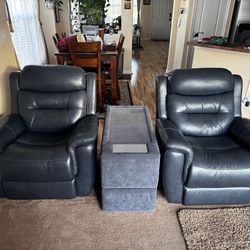 Rocker Recliner w/power table