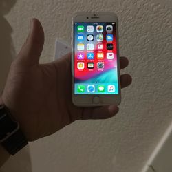 iPhone 6 S Unlock 128GB Regular Size small Size for any Service In excellent Condition Ready to use
