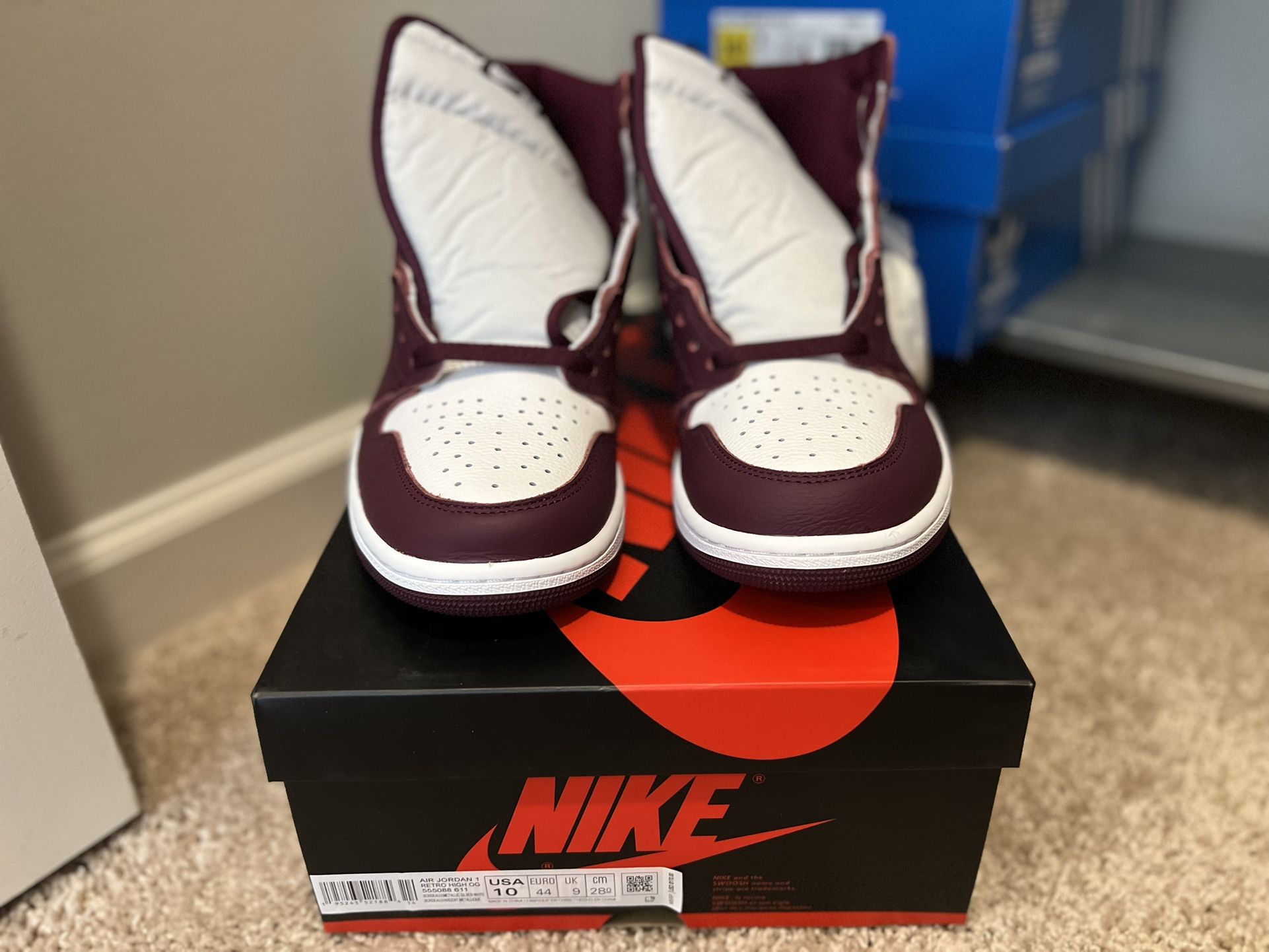 Air Jordan 1 High OG Bordeaux Size 10