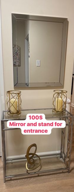 Mirror and stand for entrance