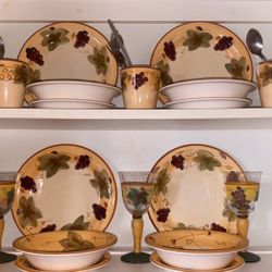 Dinner 4 Piece Place setting