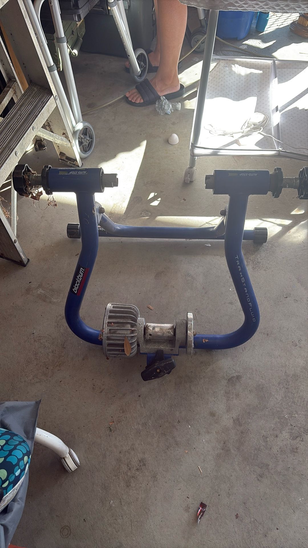 Portable Bicycle Treadmill / Stationary Bicycle 