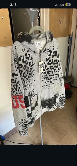 VALE hoodie
