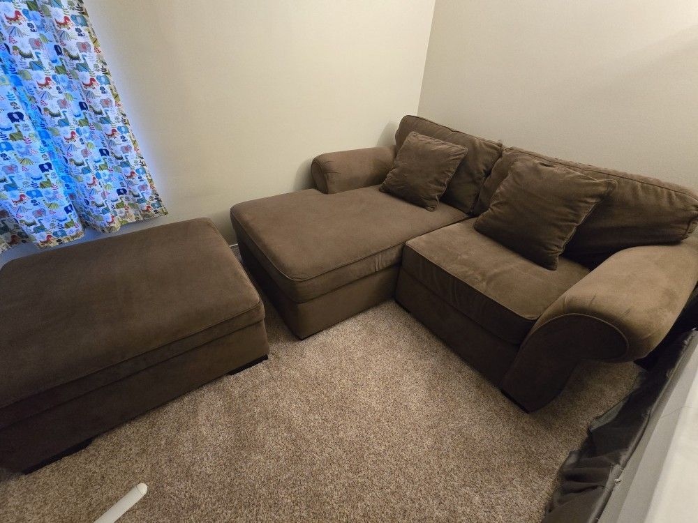 Loveseat Chaise With Storage Ottoman 