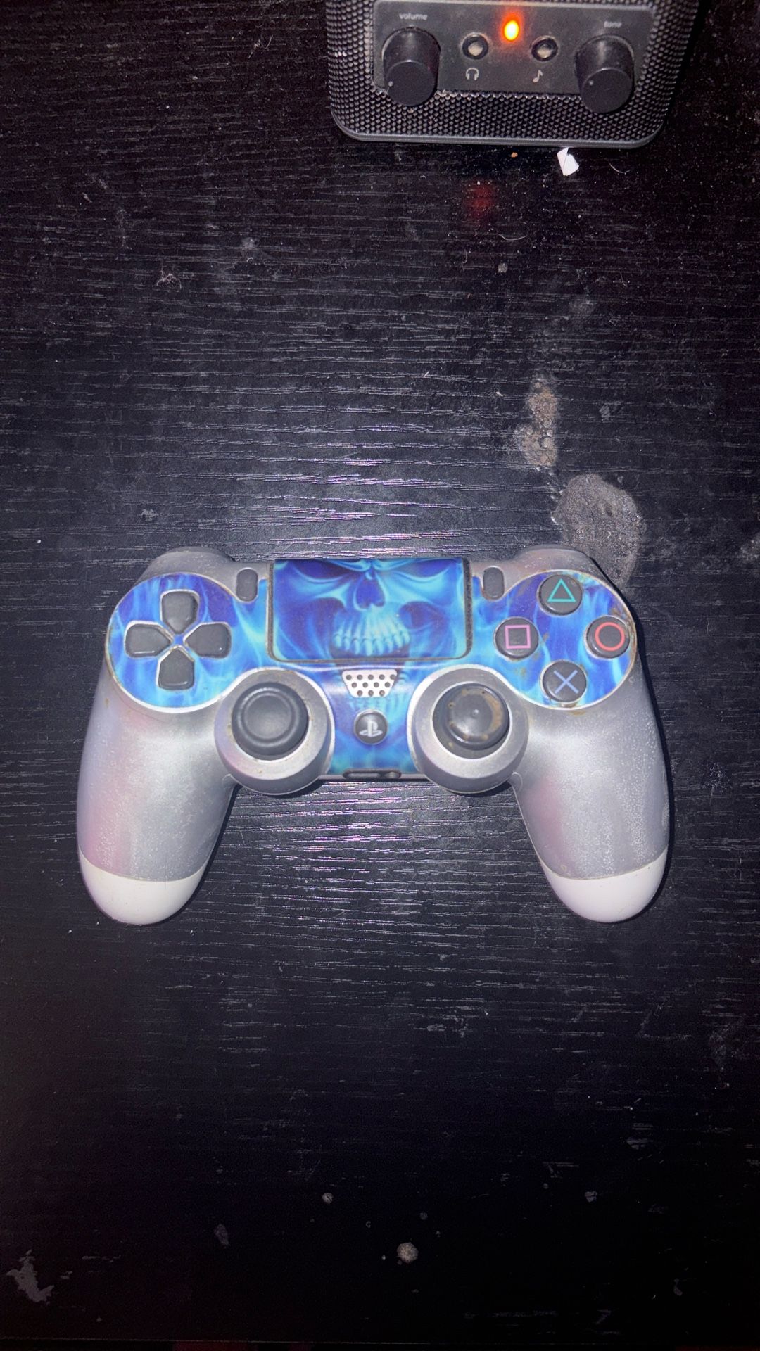 PS4 Controller