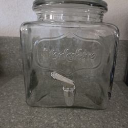 Glass Beverage Dispenser