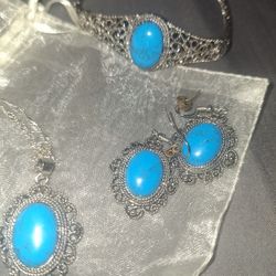 Turquoise Set