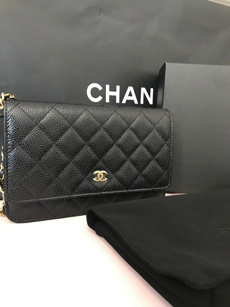 Chanel Classic - Wallet on a Chain