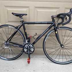 Vent Noir Motobecane Roadbike