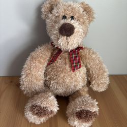 Gund Light Brown Teddy Bear Plush Toy #2483 Squeezer Red Plaid Holiday Ribbon 14” 