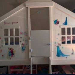 Pottery Barn Tree House Loft Bed