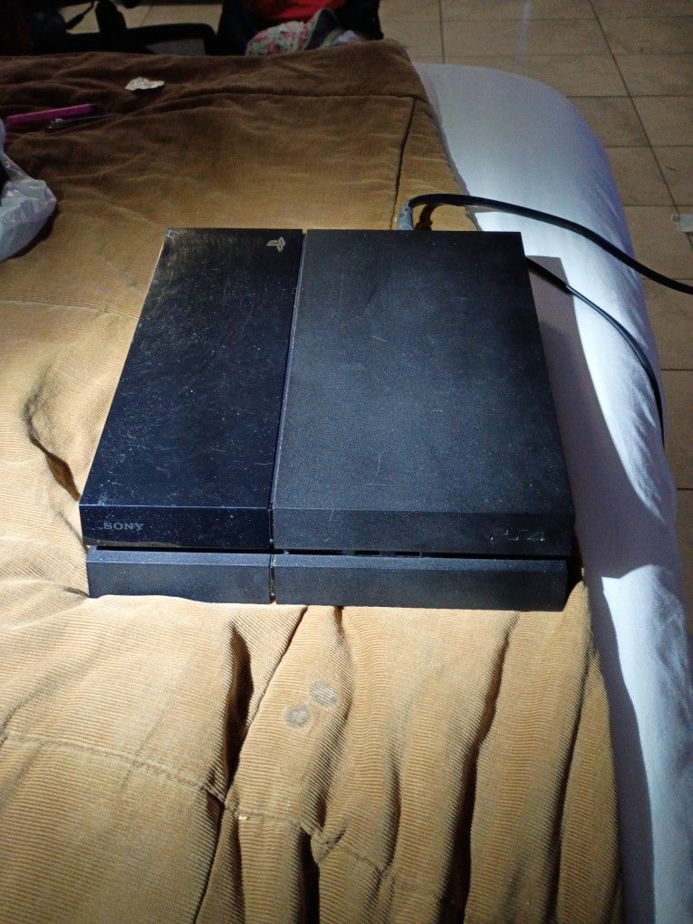 PS4
