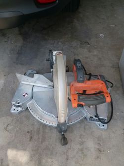 Ridgid 12" mitre Saw w/laser