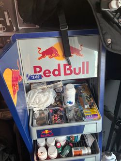 Red Bull shelve display