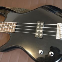 Ibanez Left Handed Electric Bass Guitar